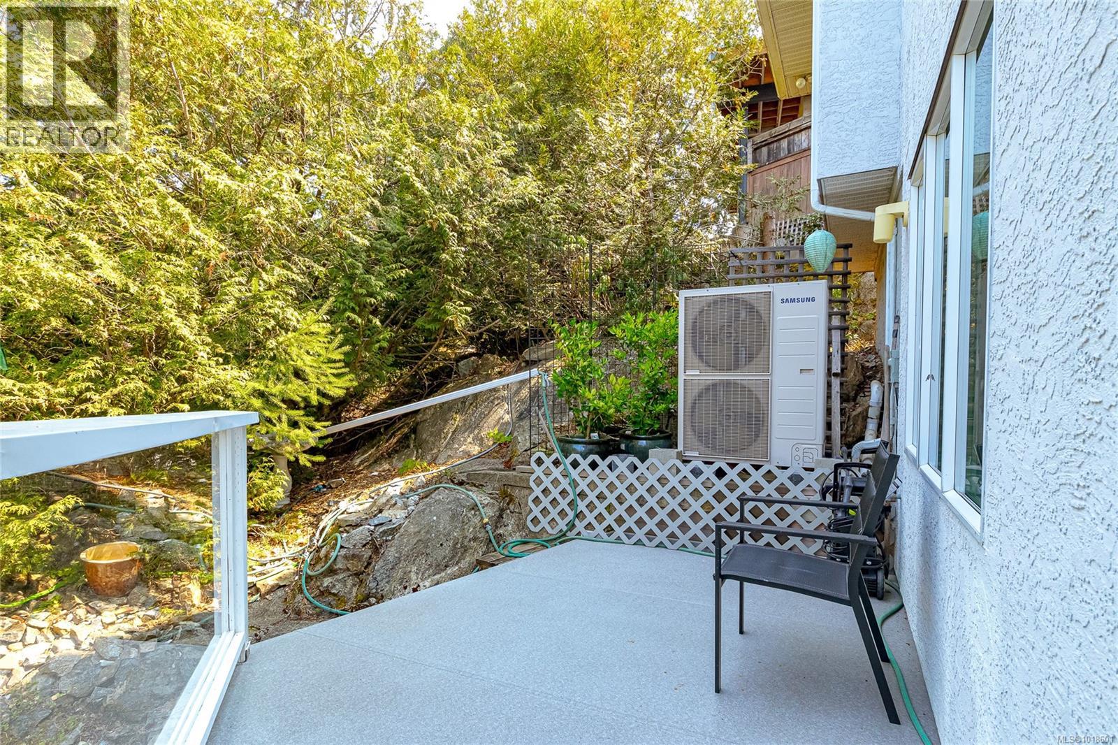  3713 Pointer Place, Saanich