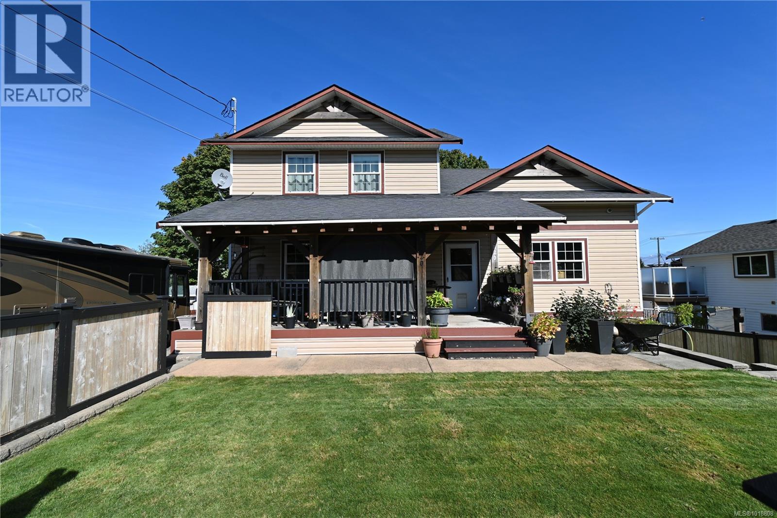 820 10th Ave, Campbell River