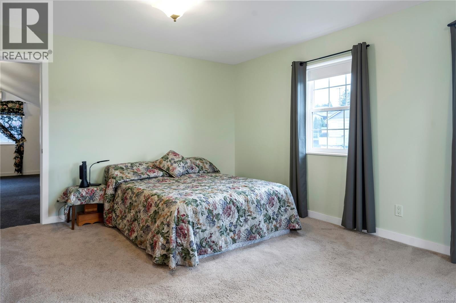 820 10th Ave, Campbell River