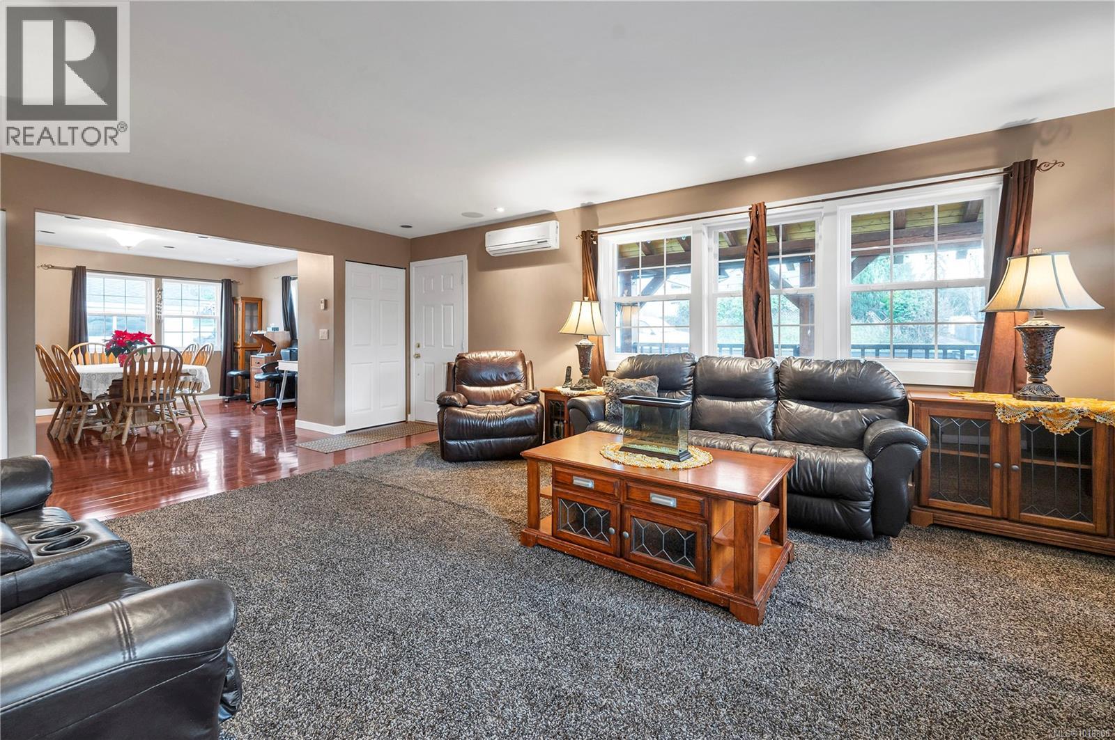 820 10th Ave, Campbell River