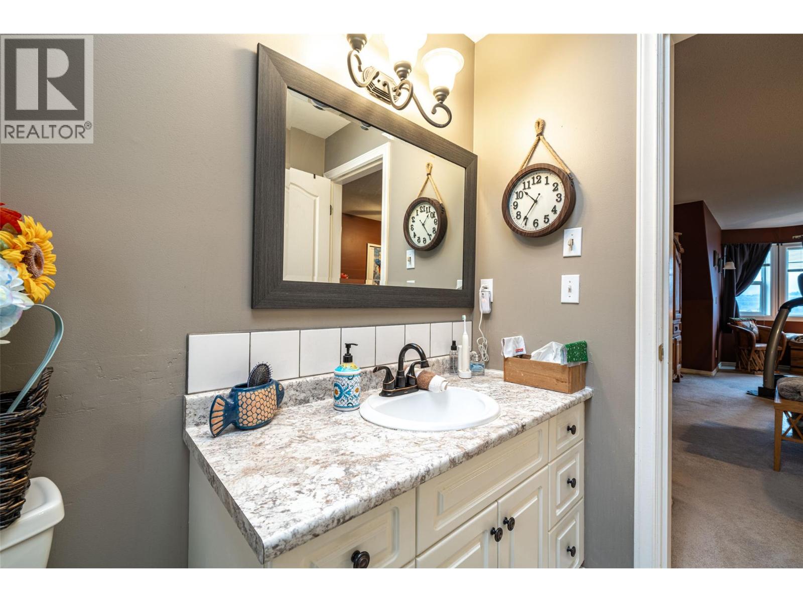  13071 Trewhitt Road East, Lake Country