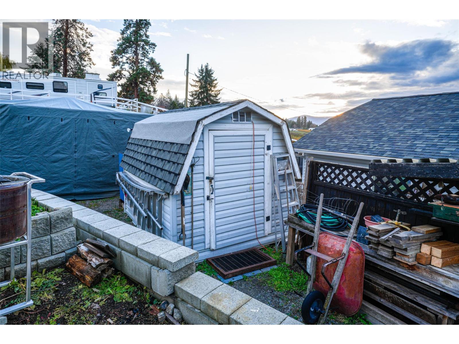  13071 Trewhitt Road East, Lake Country