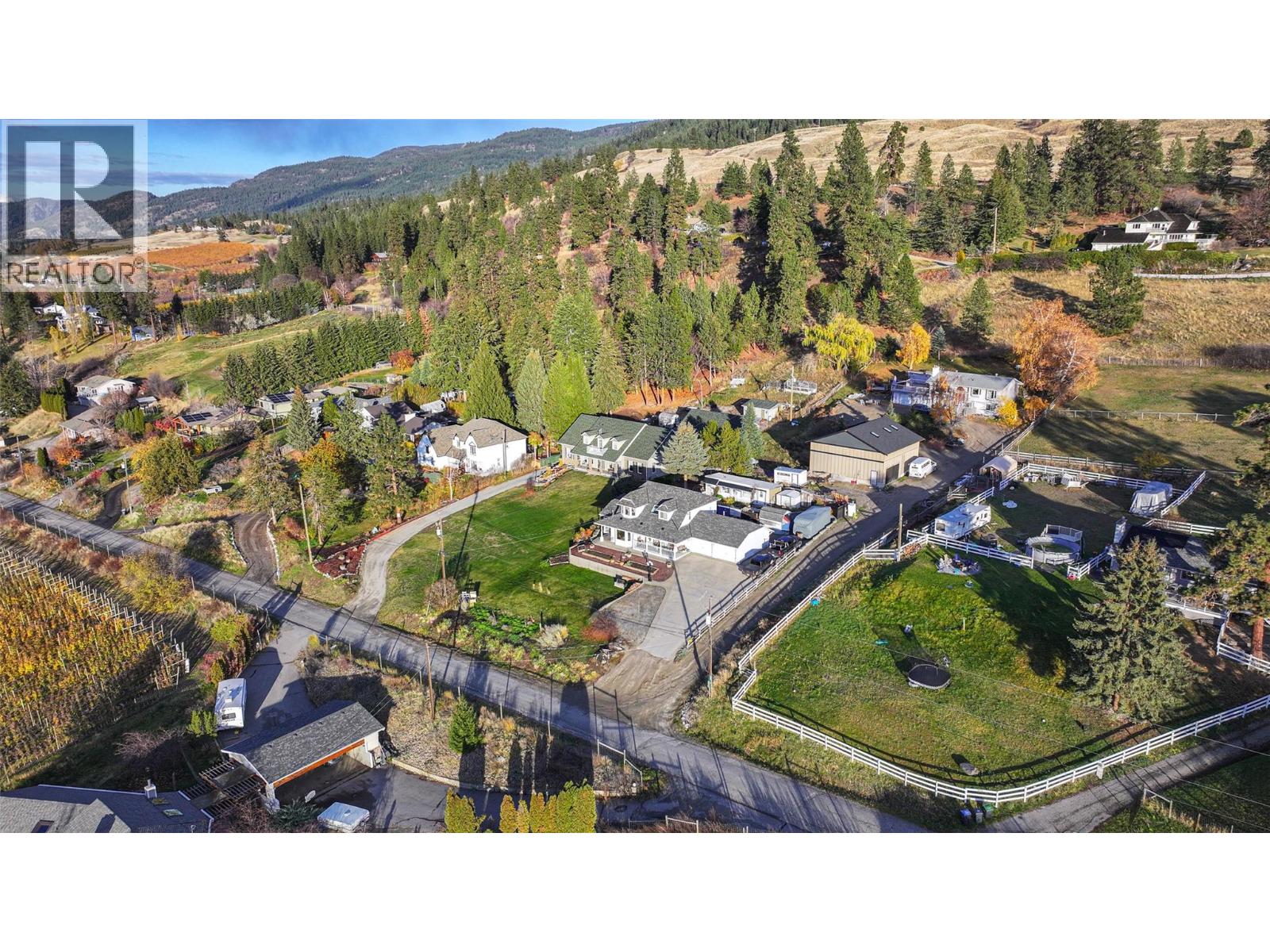  13071 Trewhitt Road East, Lake Country