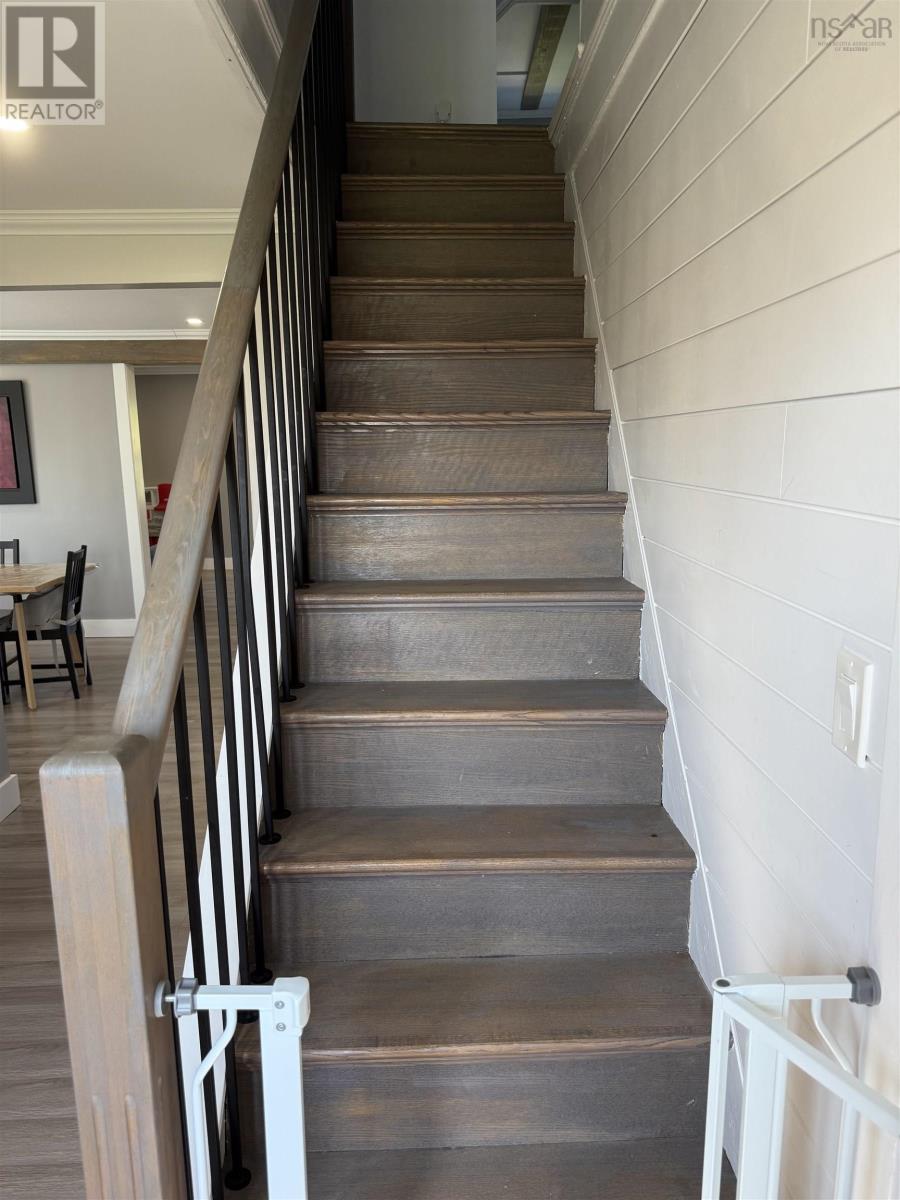 Property 22 of 31 of 1044 Highway 335