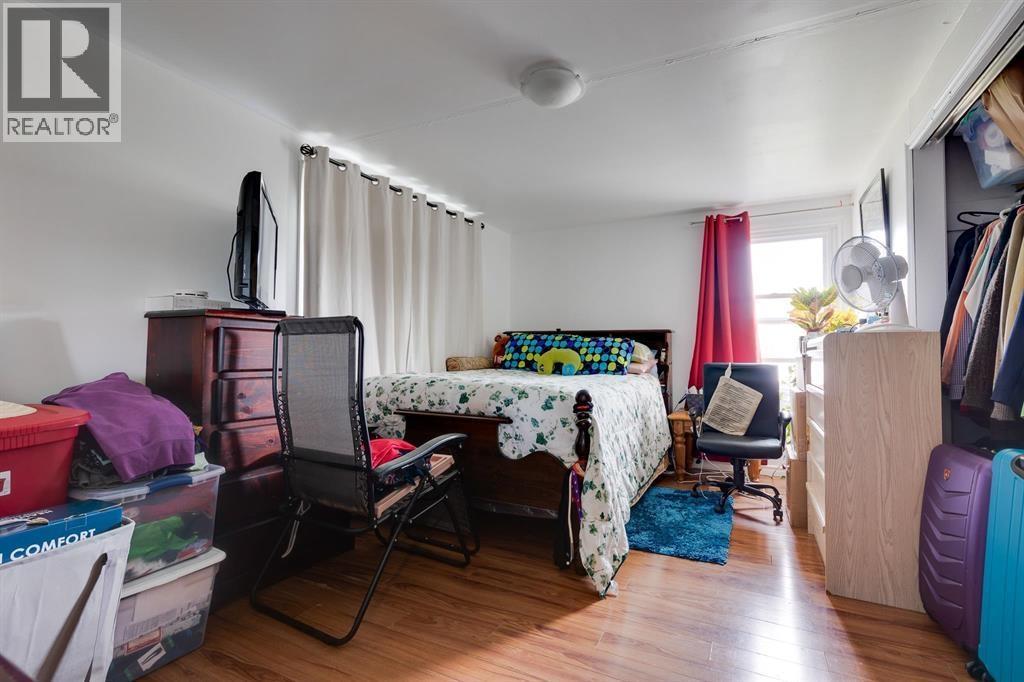 1422-1432 STRATHCONA AVENUE - 9