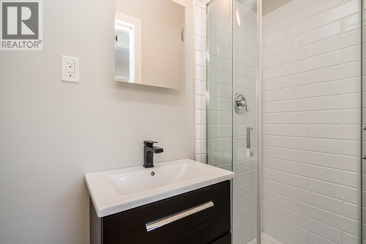 3099 W 6TH AVENUE, Vancouver