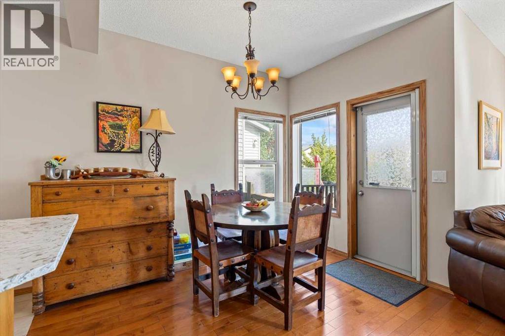 Single Family House for Sale in  Tuscany Ridge Heights NW Tuscany Calgary 