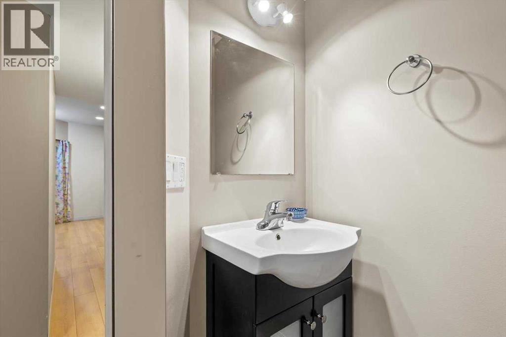 Single Family House for Sale in  Tuscany Ridge Heights NW Tuscany Calgary 