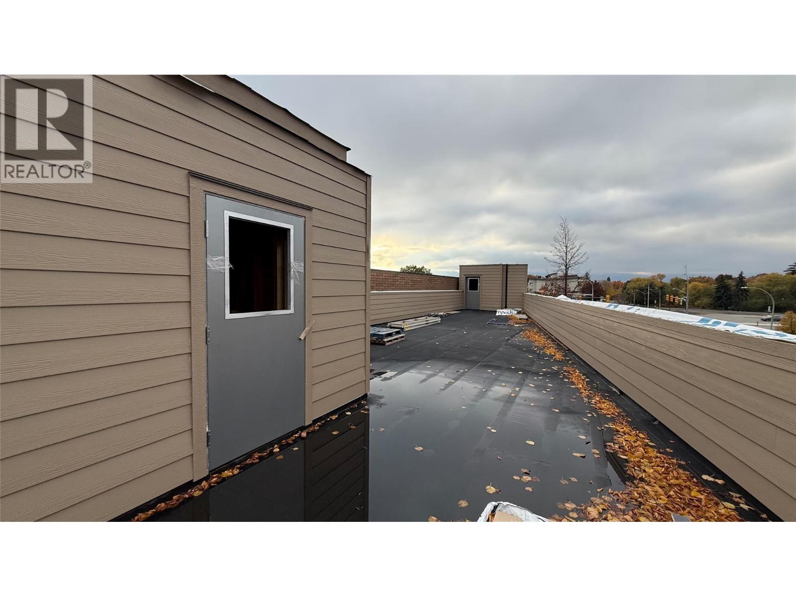  1659 Water Street, Kelowna