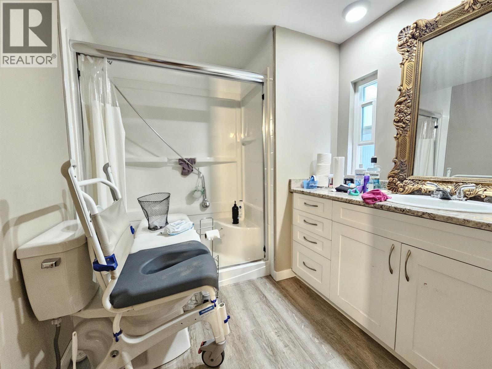3 21091 LOUGHEED HIGHWAY, Maple Ridge