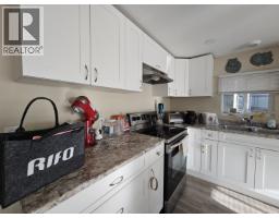 3 21091 Lougheed Highway, Maple Ridge, BC V2X2R2 Photo 9
