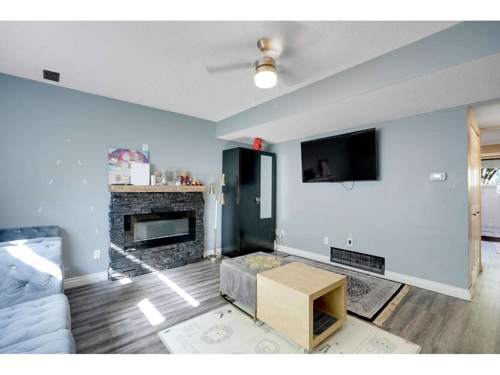 16 5271 204 STREET, Langley