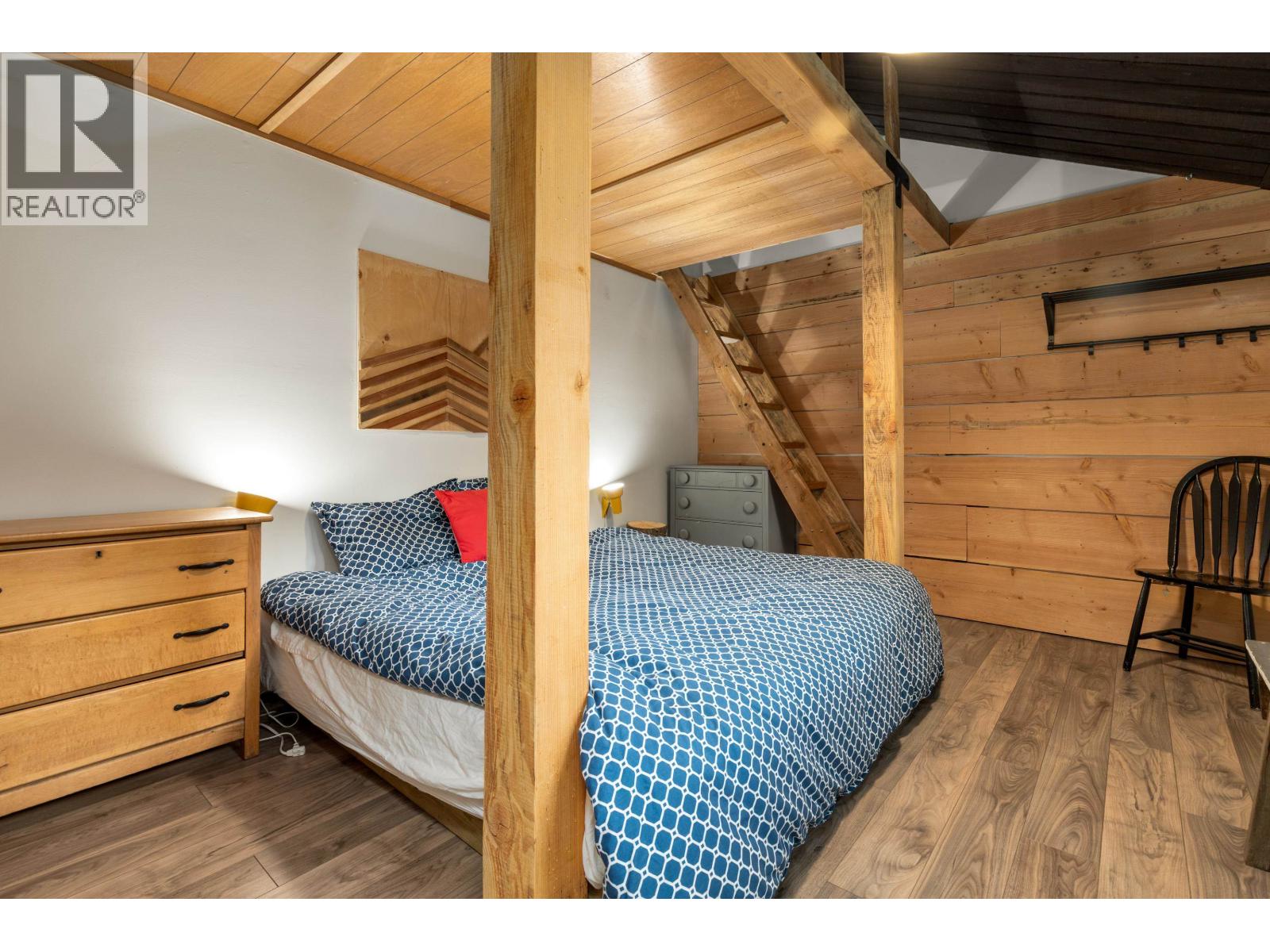 24 2020 WATSON WAY, Whistler