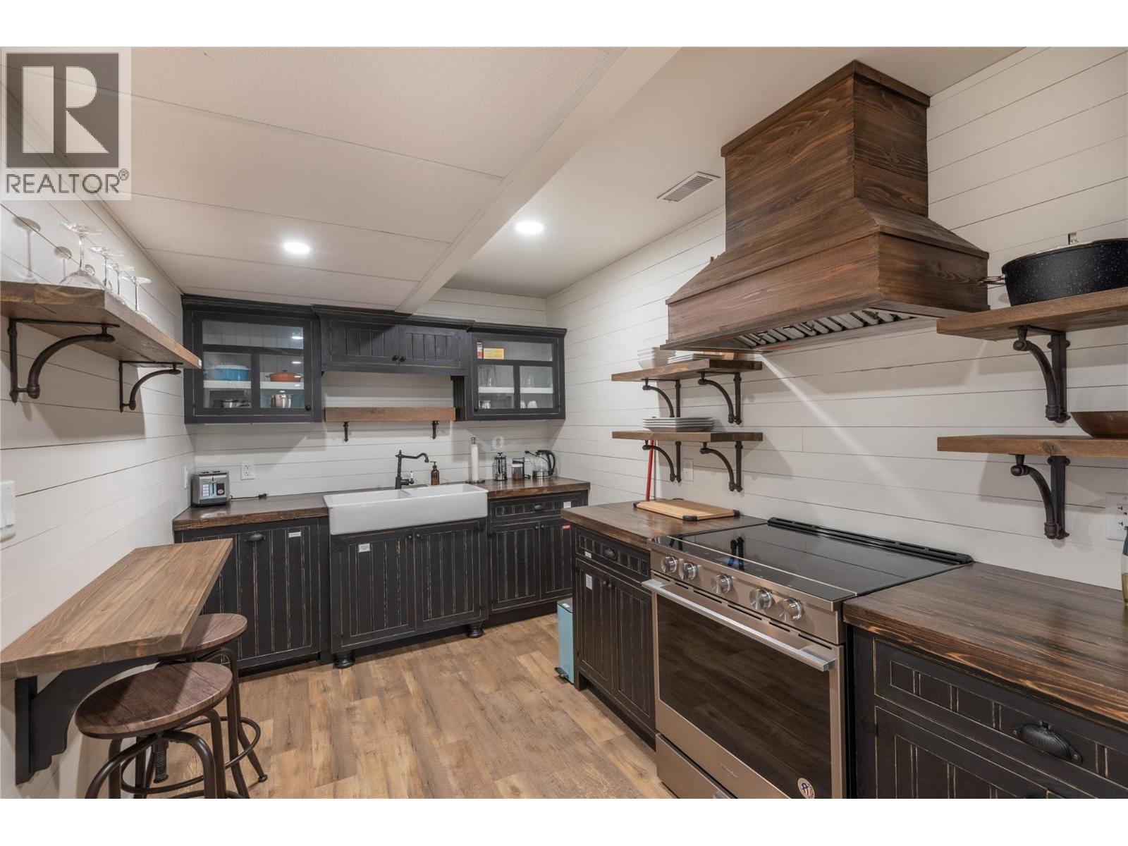  3667 Braelyn Road, Tappen