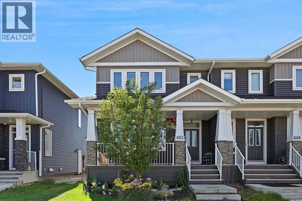 653 Redstone Drive NE, Calgary, Alberta