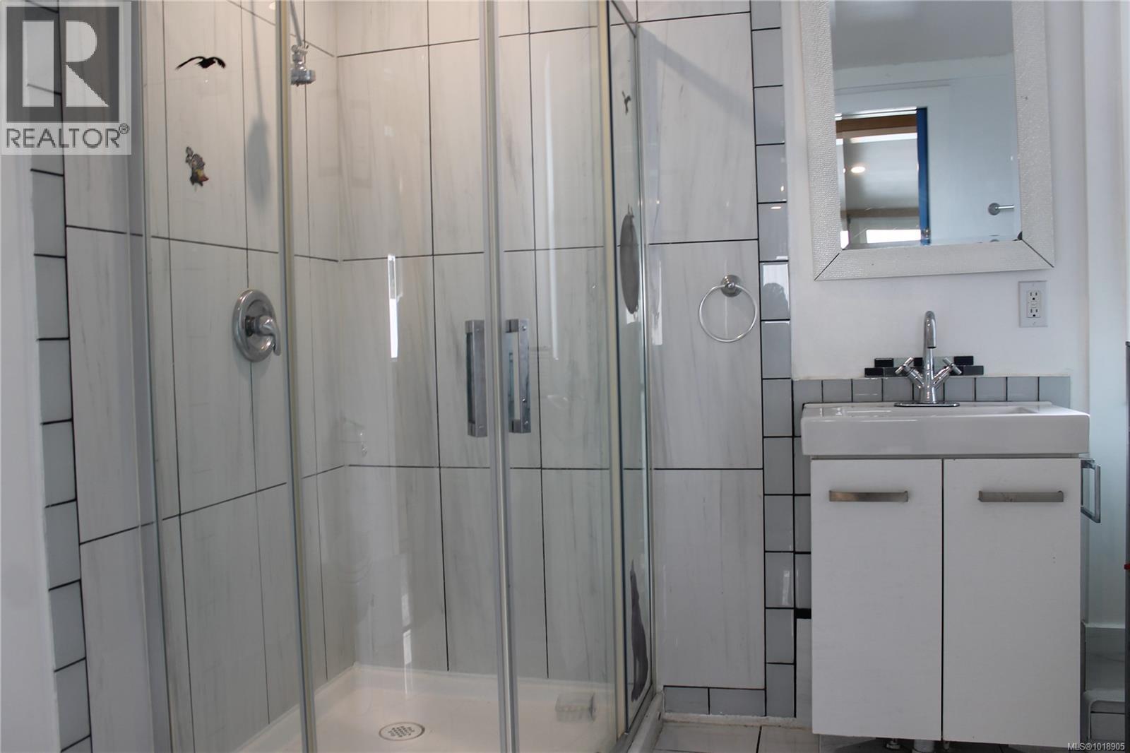 #34 2785 WALLBANK RD - 12