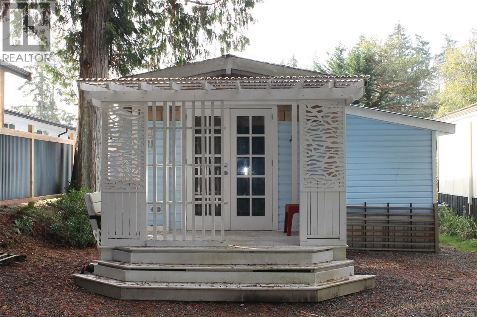 #34 2785 WALLBANK RD - 17