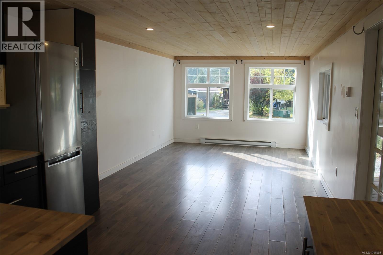 #34 2785 WALLBANK RD - 8