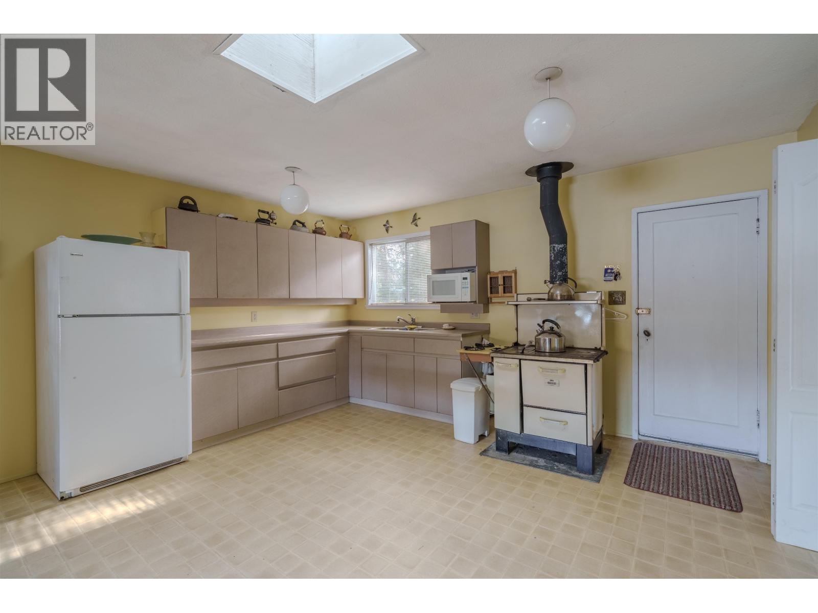 7547 EDALL BAY ROAD - 26