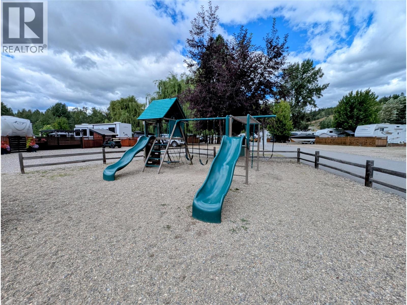 27 COTTONWOOD DRIVE - 20