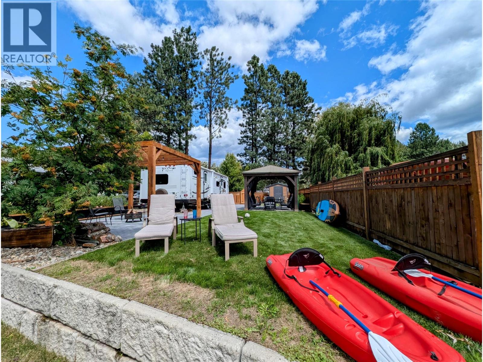 27 COTTONWOOD DRIVE - 38