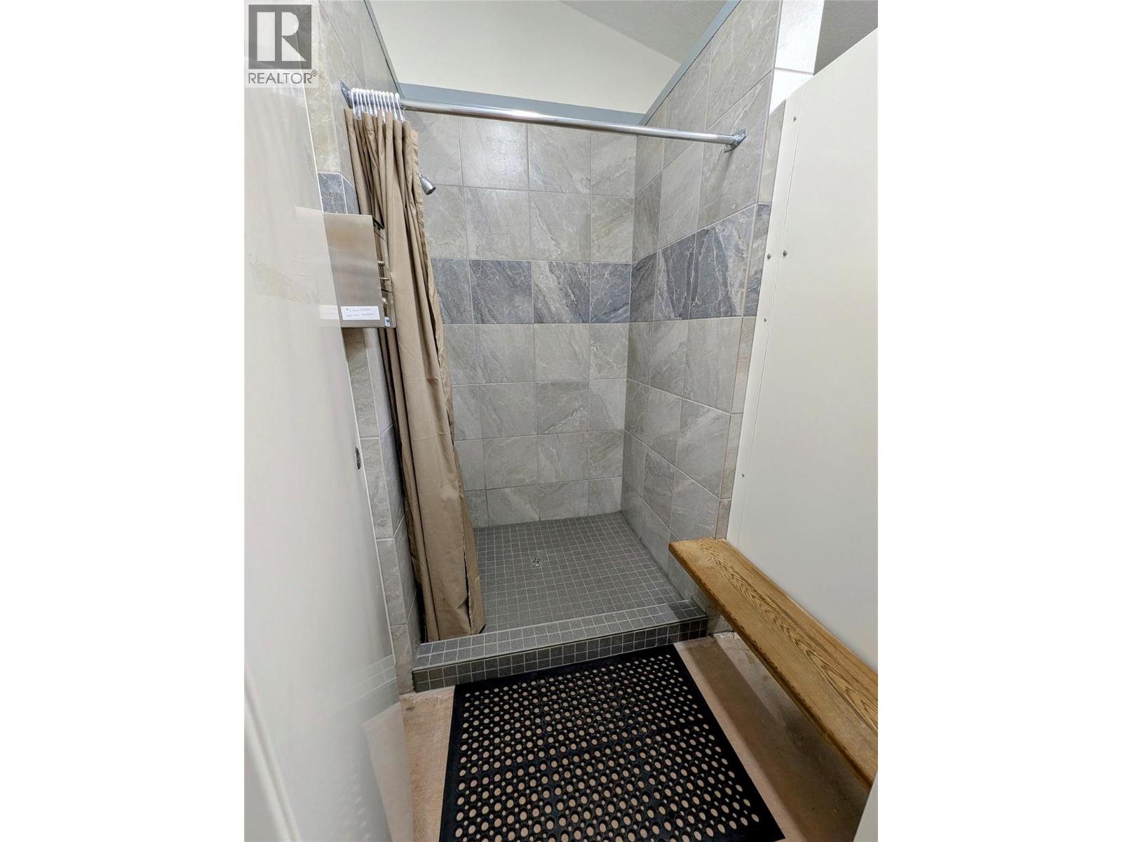 27 COTTONWOOD DRIVE - 19