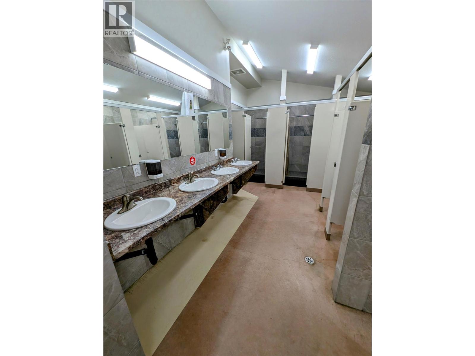 27 COTTONWOOD DRIVE - 18