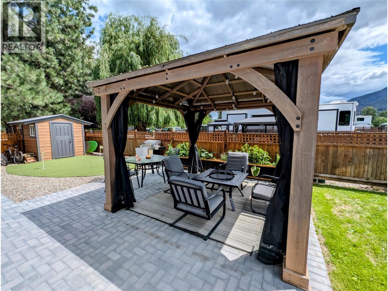 27 COTTONWOOD DRIVE - 31