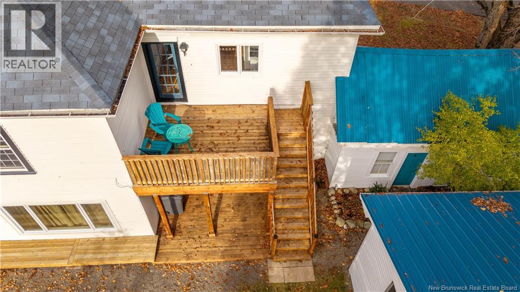 36 QUEENSWAY WAY - 34