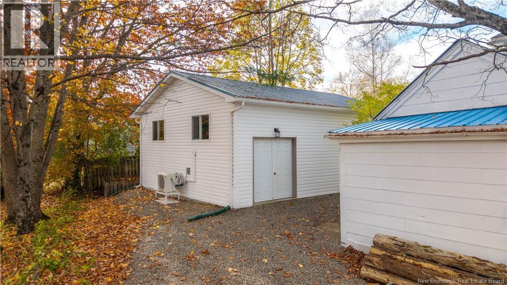 36 QUEENSWAY WAY - 4