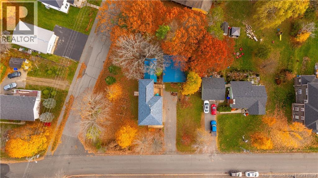 36 QUEENSWAY WAY - 48