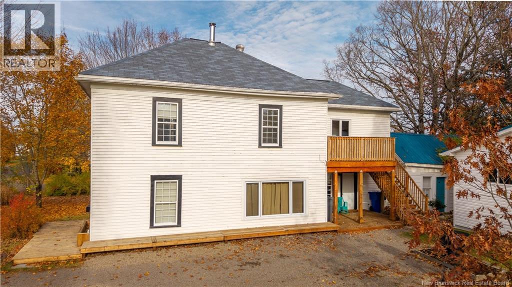 36 QUEENSWAY WAY - 6
