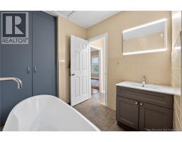 36 Queensway Way, St  Stephen, NB E3L1N4 Photo 33