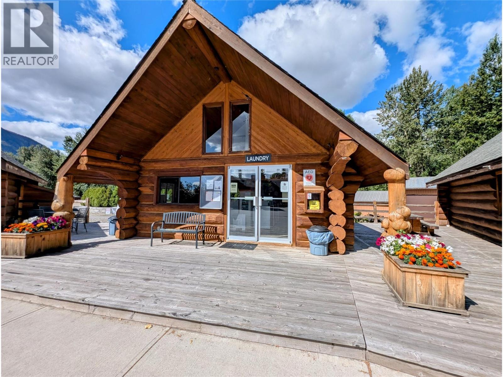 27 COTTONWOOD DRIVE - 15