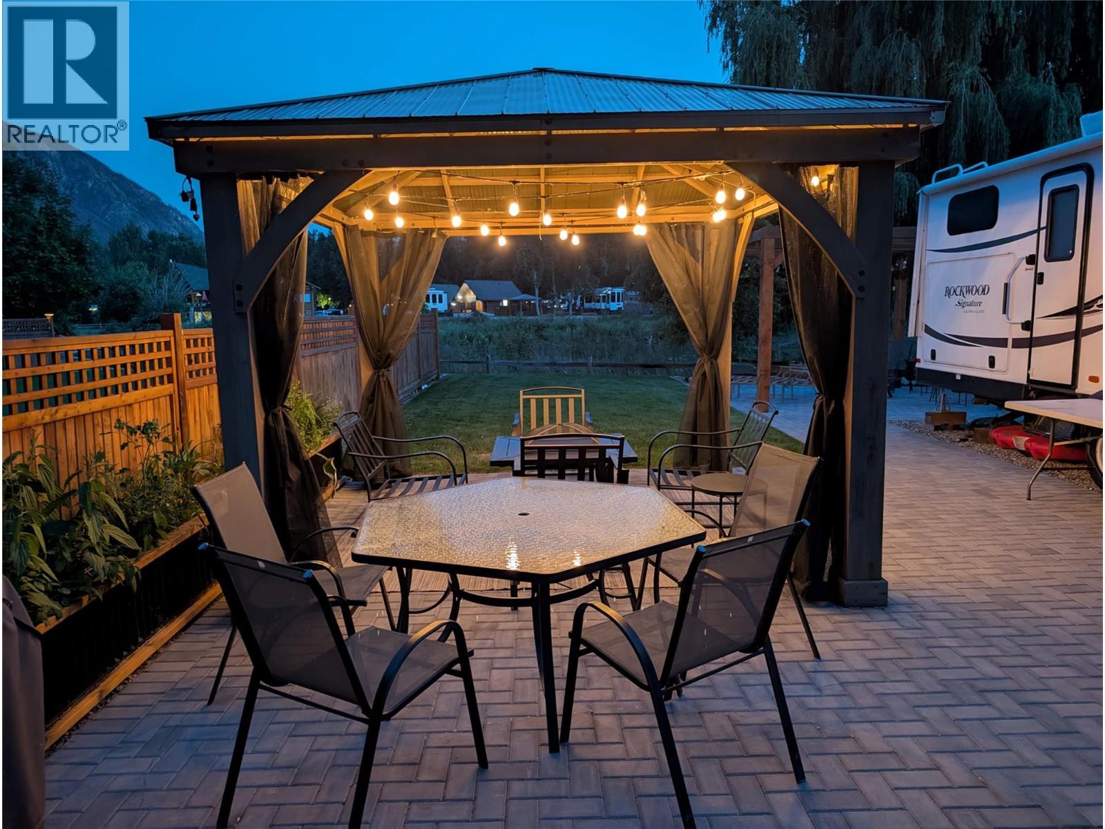 27 COTTONWOOD DRIVE - 46