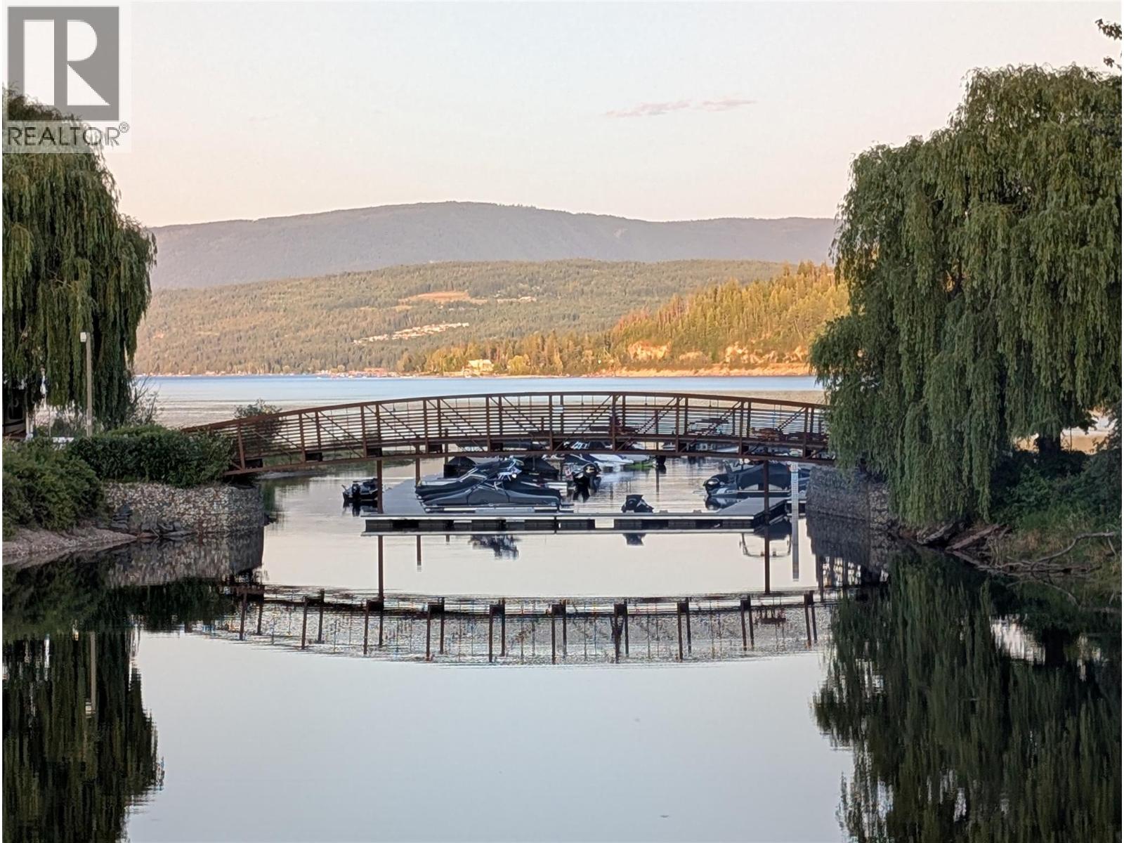 27 COTTONWOOD DRIVE - 44