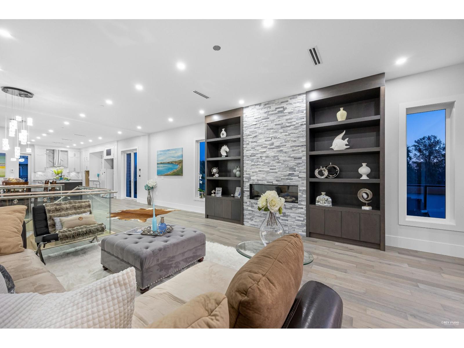 838 STEVENS STREET, White Rock