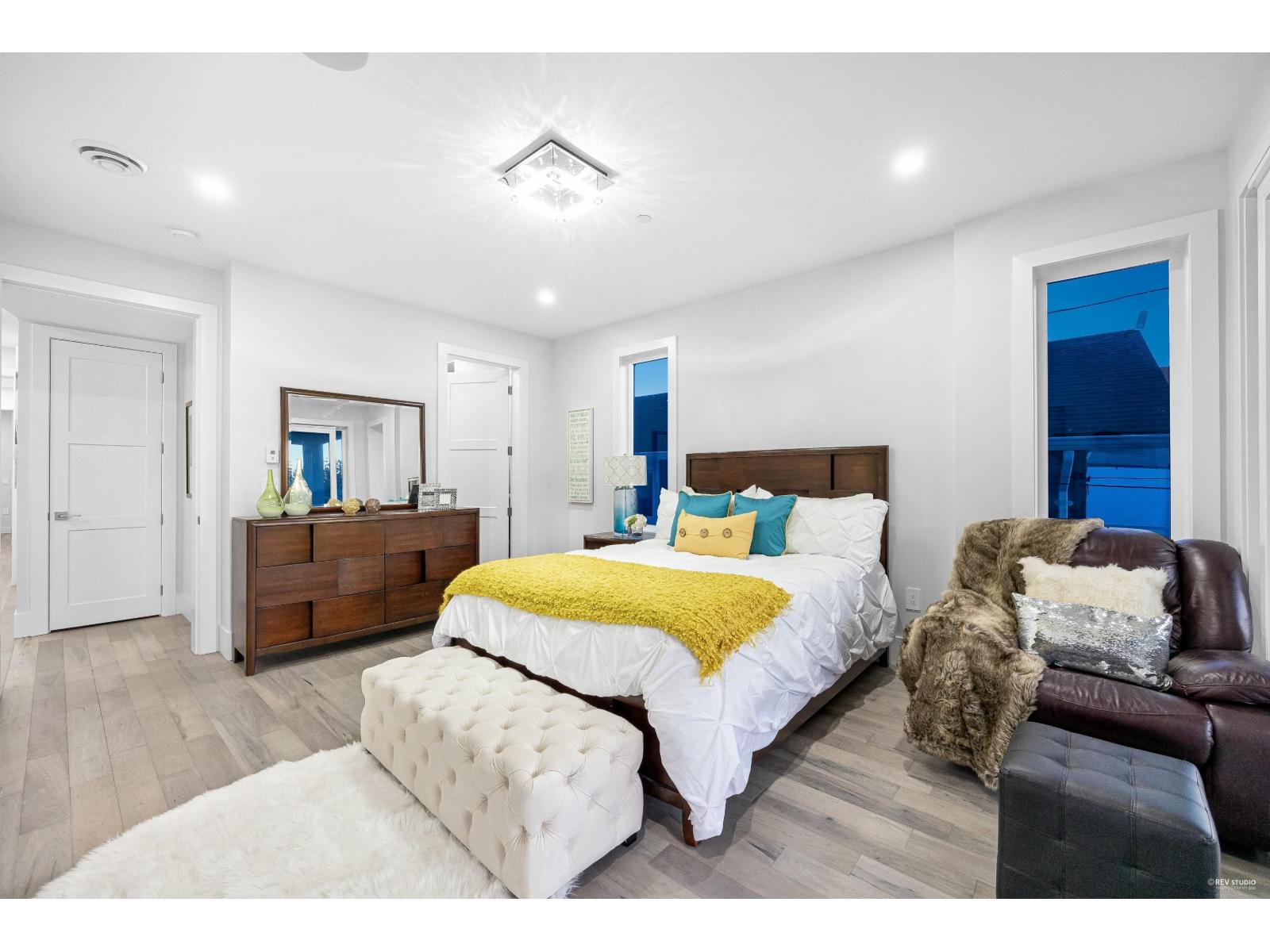 838 STEVENS STREET, White Rock