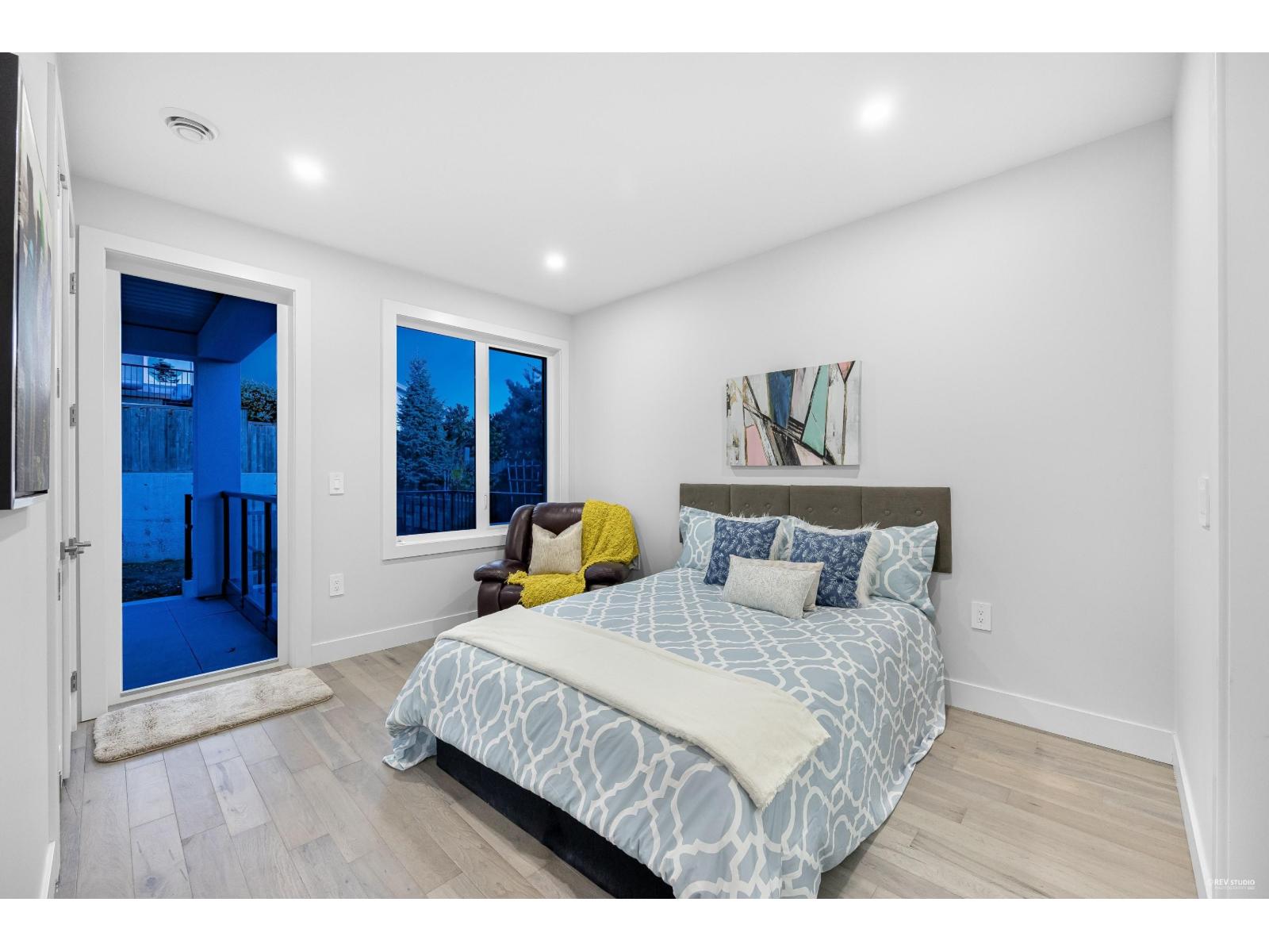 838 STEVENS STREET, White Rock