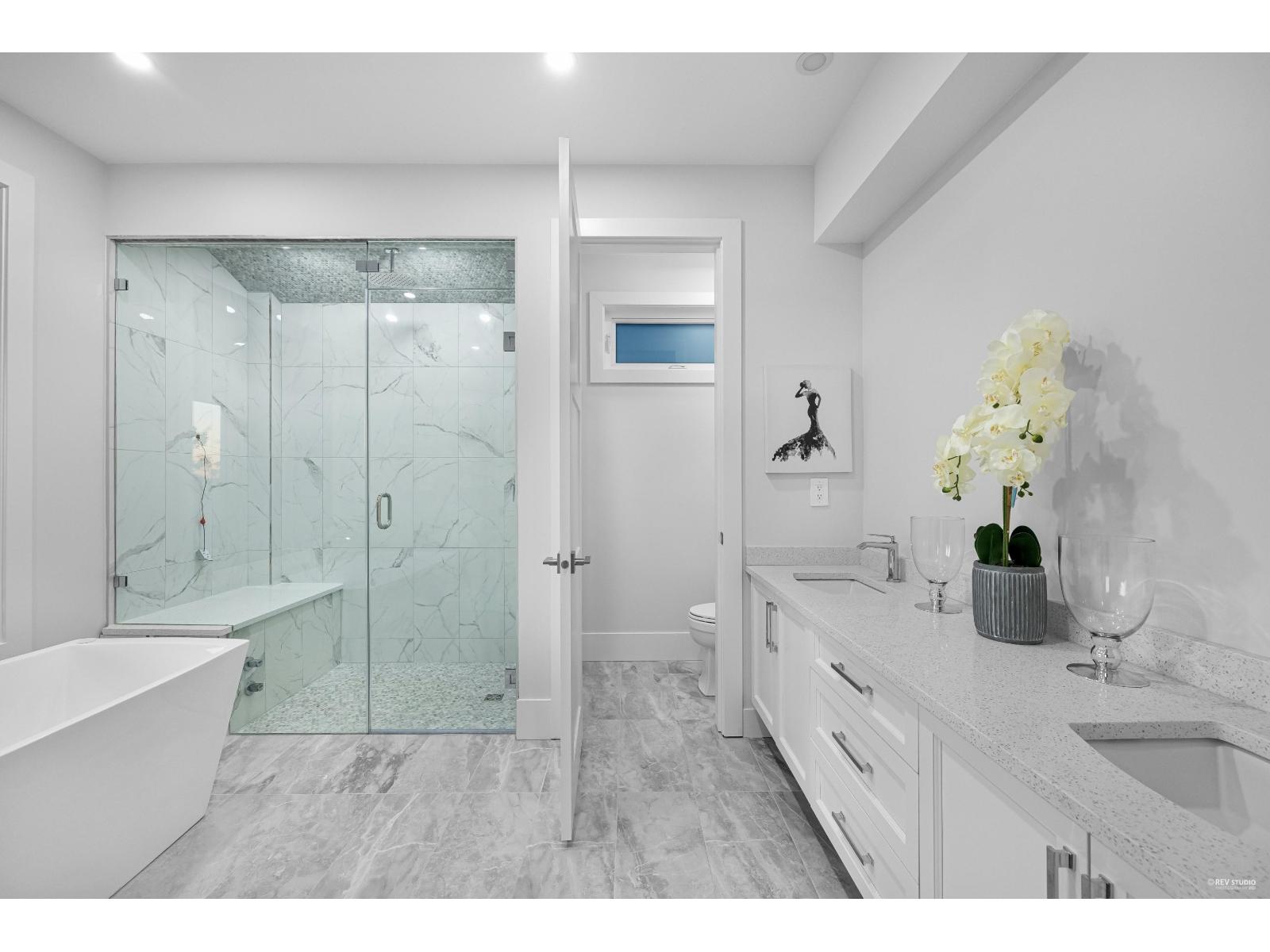 838 STEVENS STREET, White Rock