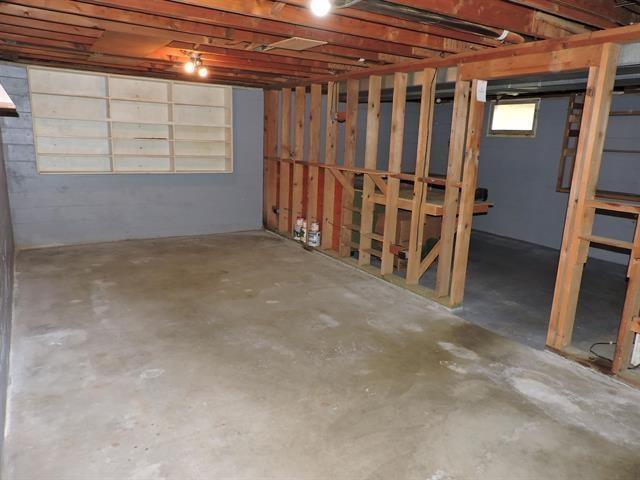 33875 RICHARDS AVENUE, Mission