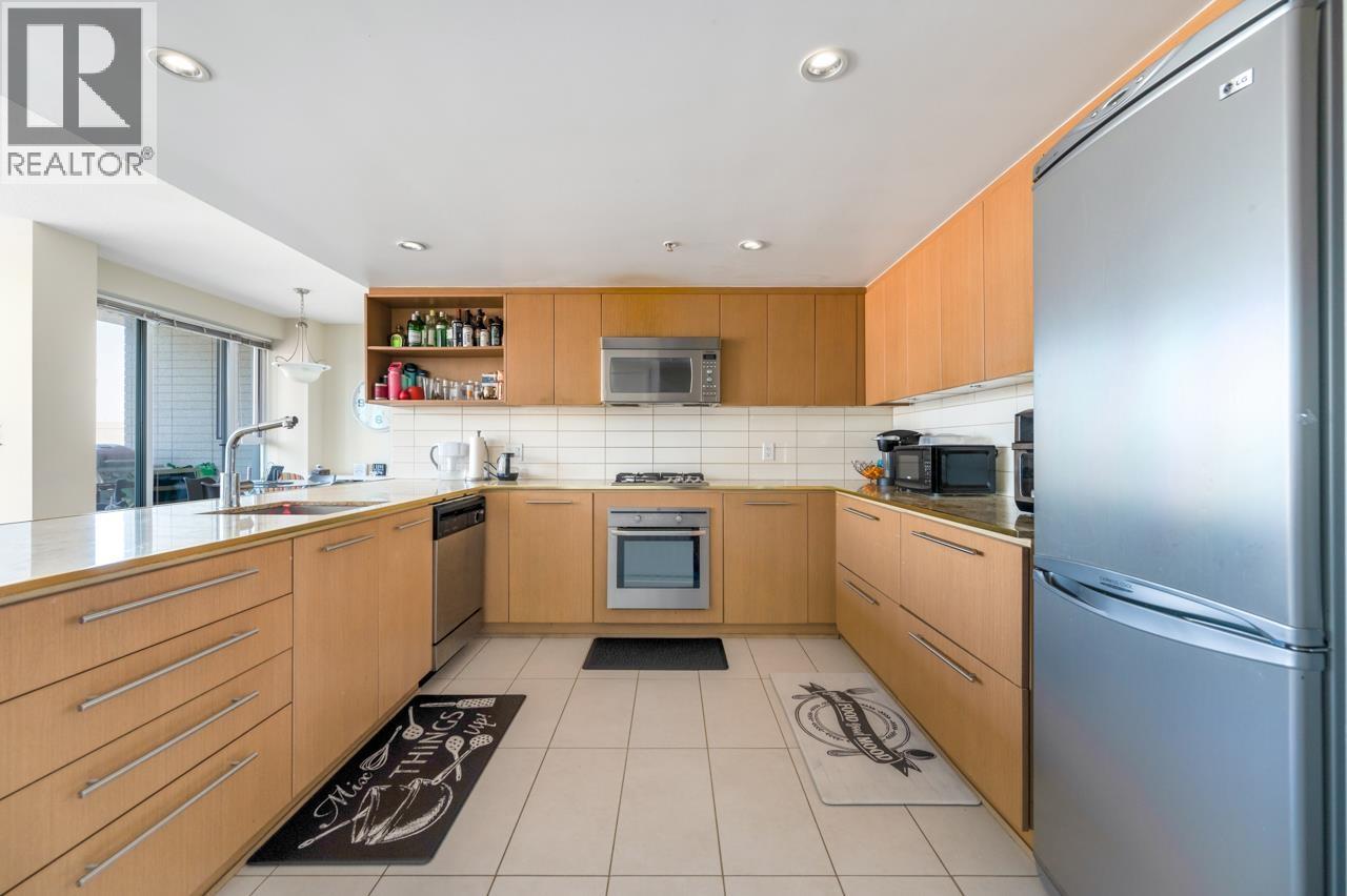 812 522 W 8TH AVENUE, Vancouver