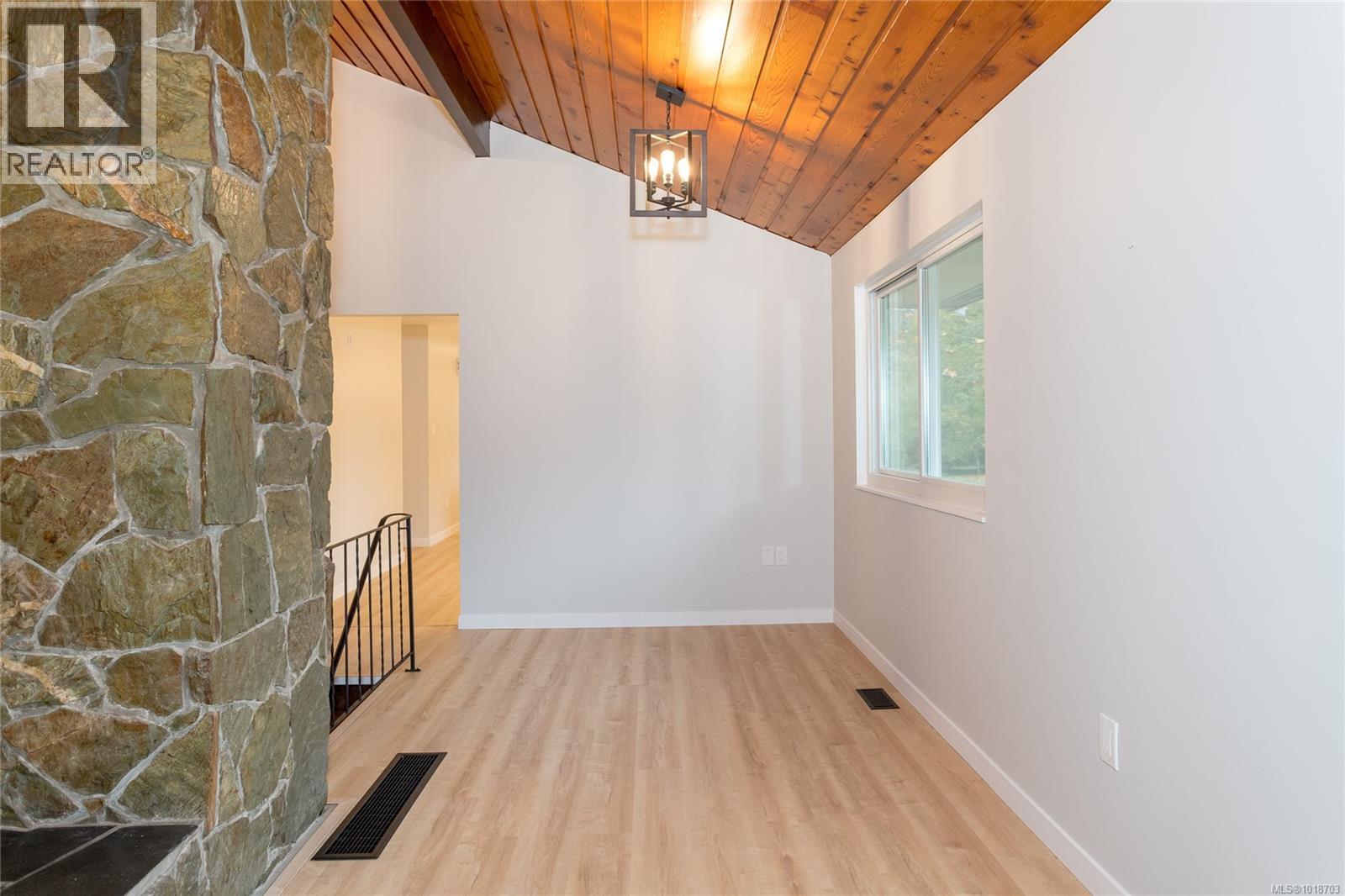 4315 Telegraph Rd, Cobble Hill