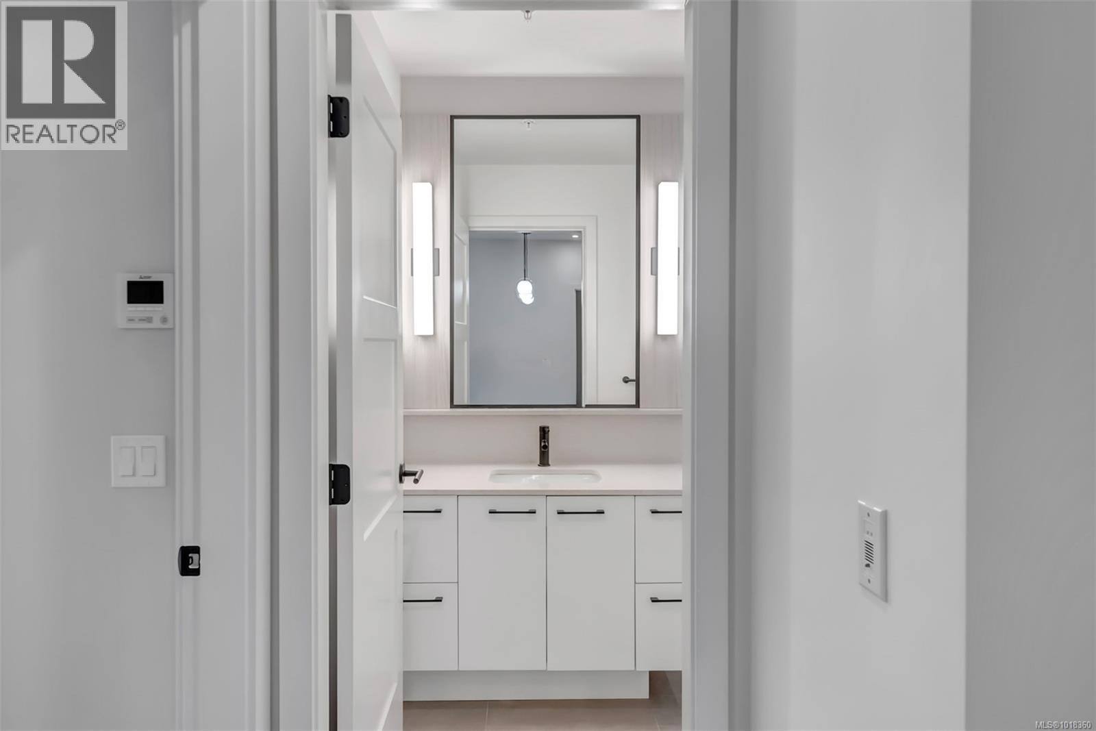 #408 958 PHAROAH MEWS - 14