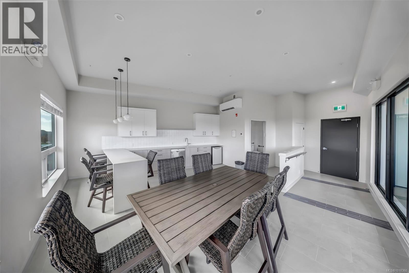 #408 958 PHAROAH MEWS - 20