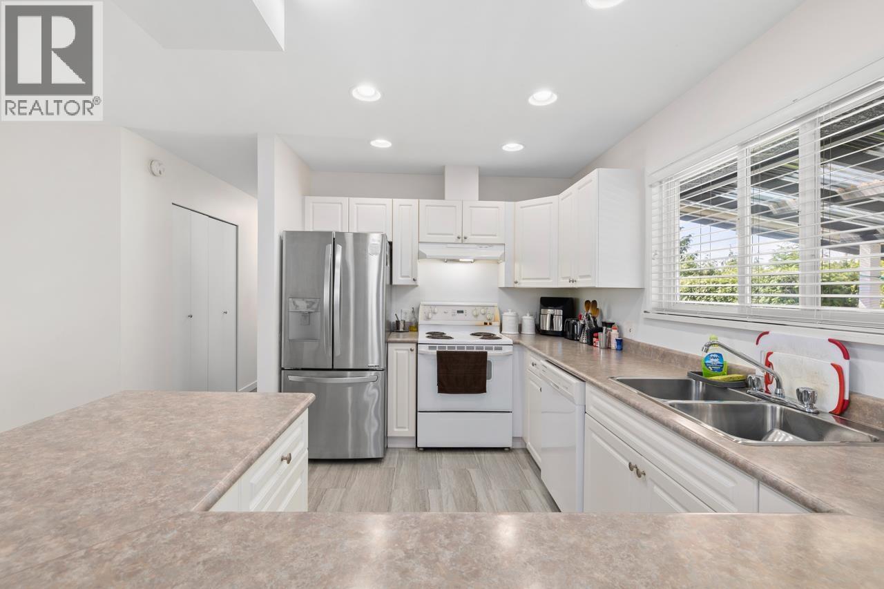 5483 CHESTNUT Crescent, Delta