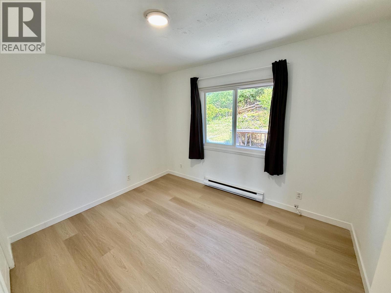 6472 JASPER ROAD, Sechelt