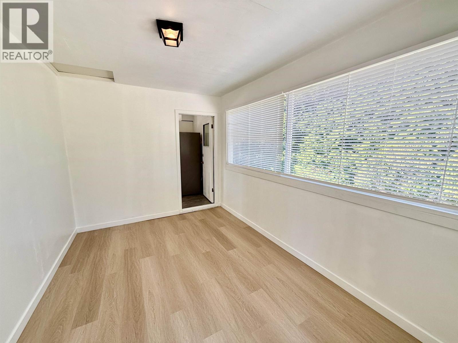 6472 JASPER ROAD, Sechelt