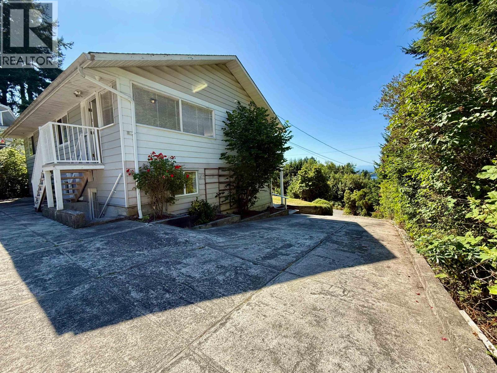 6472 JASPER ROAD, Sechelt