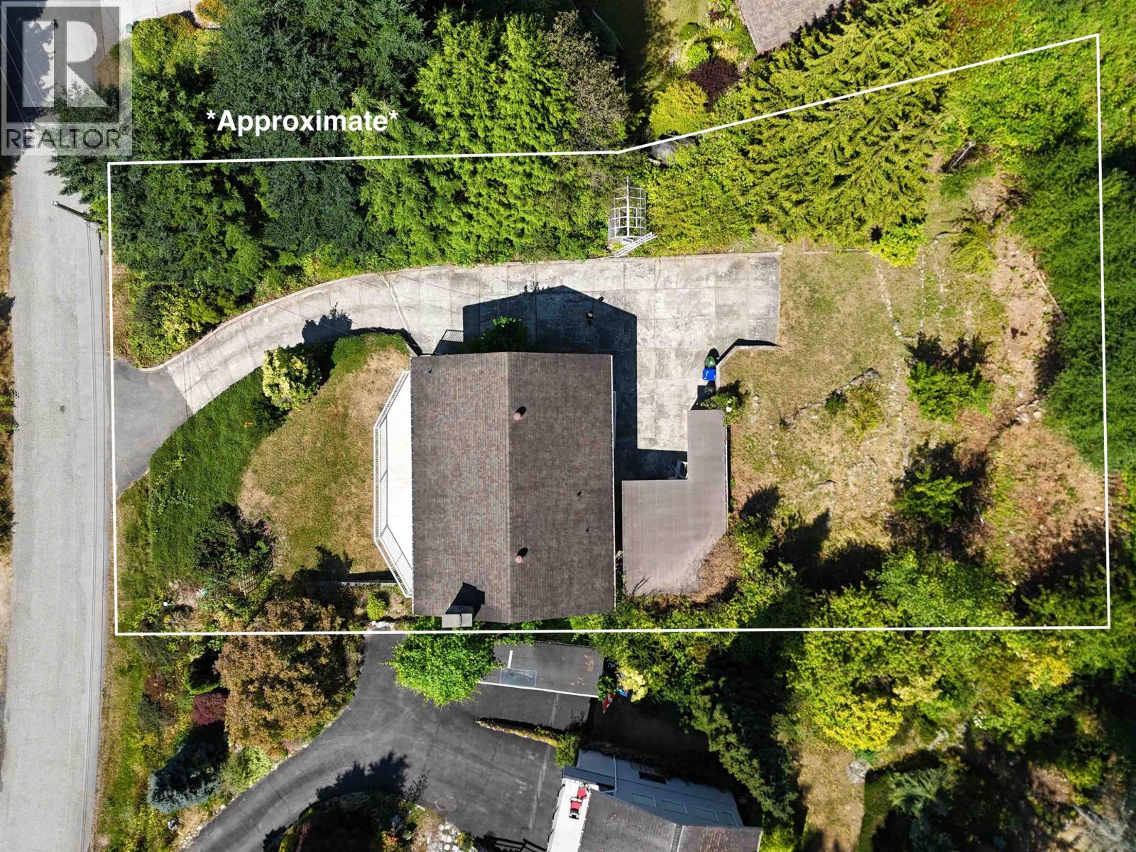 6472 JASPER ROAD, Sechelt